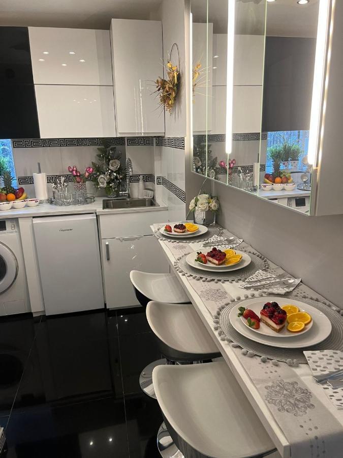 Apartment Luxe Free Wifi, Free Parking, Free Netflix Friern Barnet Exterior foto