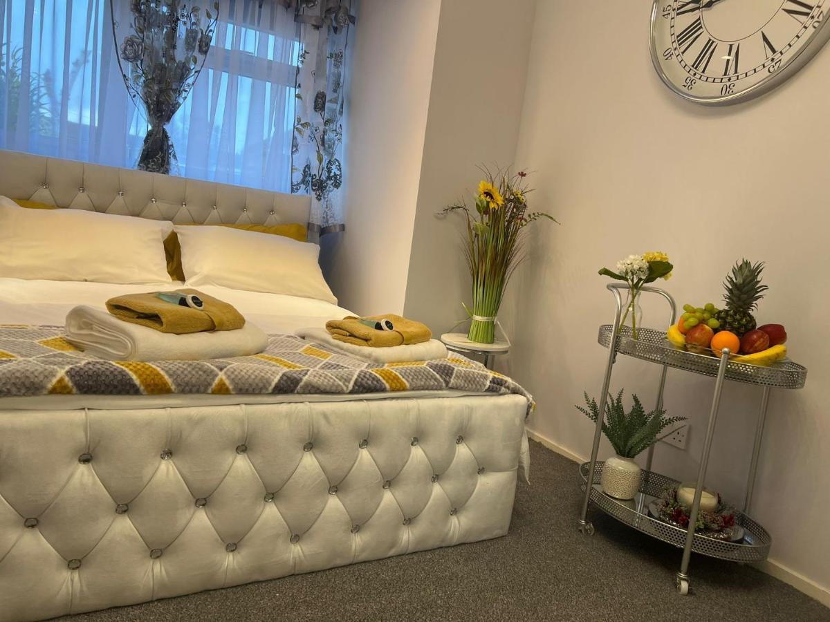Apartment Luxe Free Wifi, Free Parking, Free Netflix Friern Barnet Exterior foto