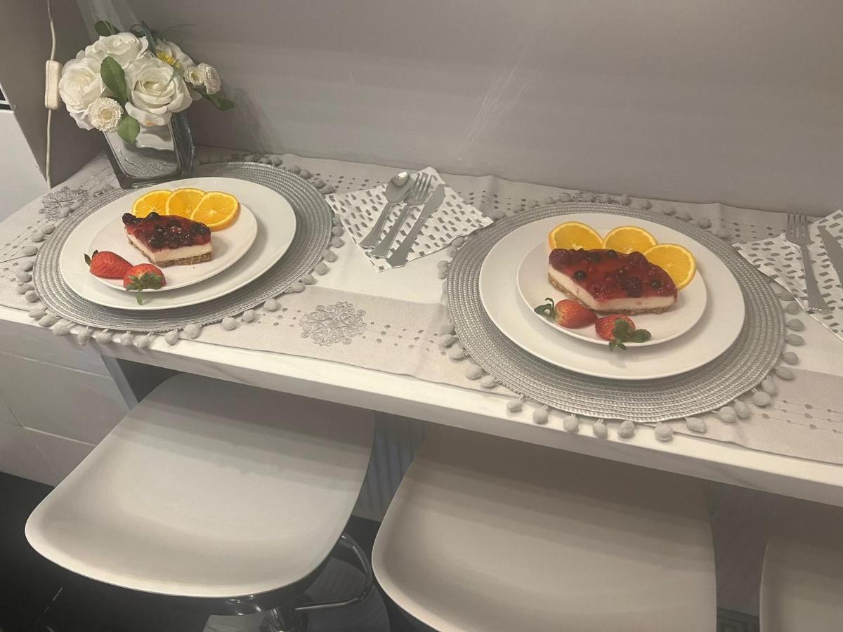 Apartment Luxe Free Wifi, Free Parking, Free Netflix Friern Barnet Exterior foto